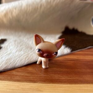 Littlest Pet Shop LPS #001 Rare Chihuahua Authentic  Dog #1